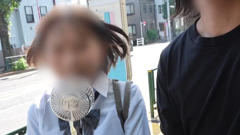 【初ハメ撮り】彼氏とのデートを断って学校終わりにえっちしちゃう18歳合法L◯Kの浮気ま◯こにたっぷり種付け。 サンプル画像3