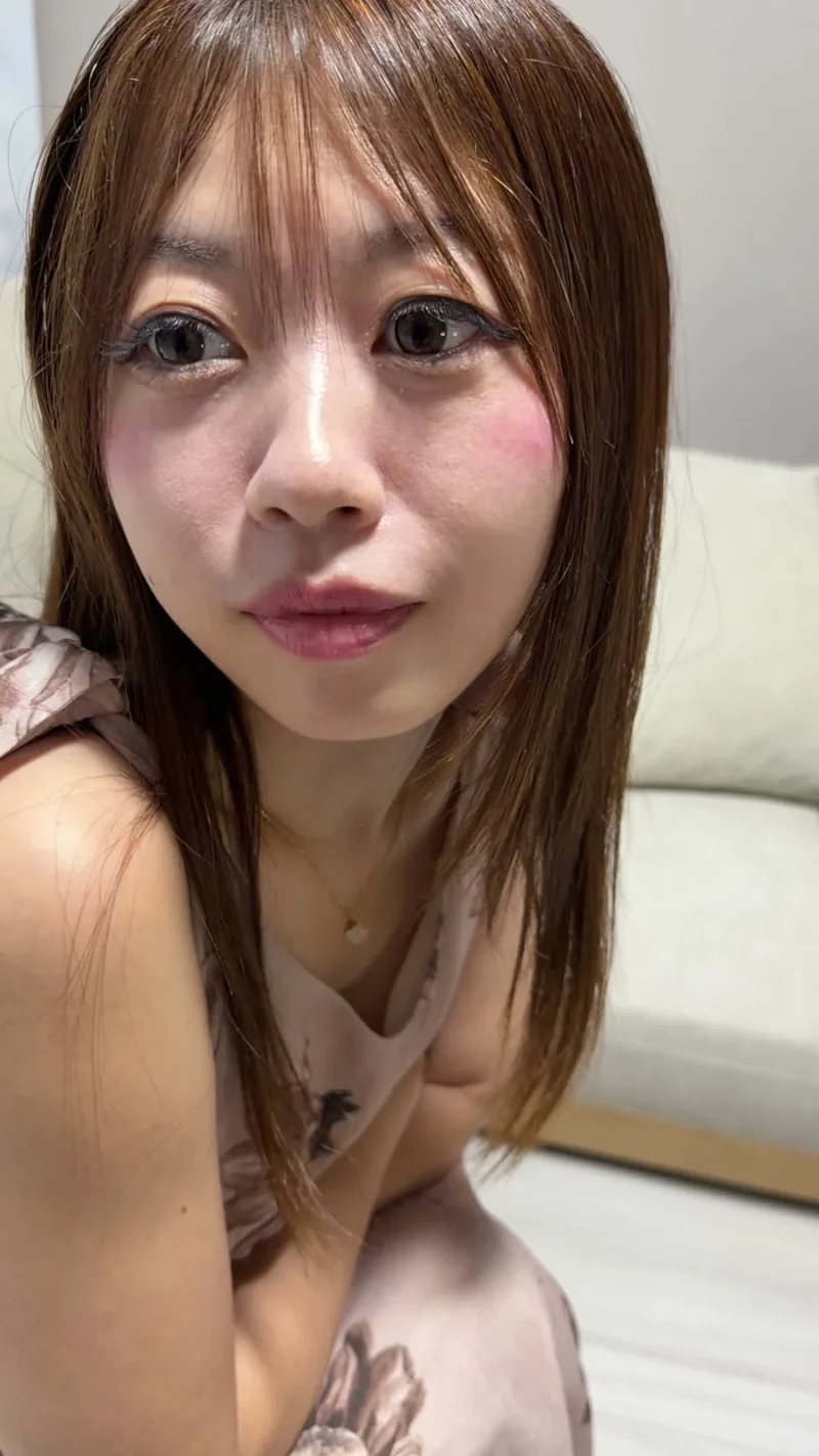 10人目:年齢詐欺で生意気な小柄美女をケツしばき制裁 サンプル画像9